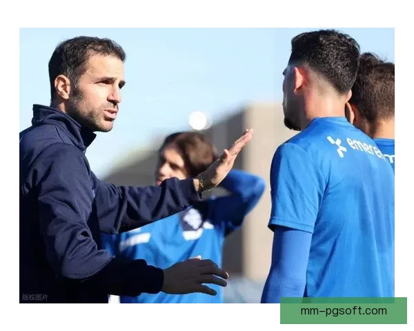 法布雷加斯领衔科莫时隔二十一年重返意甲辉煌